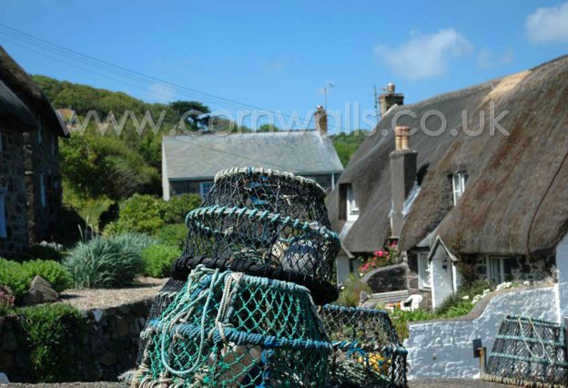Cadgwith cottages